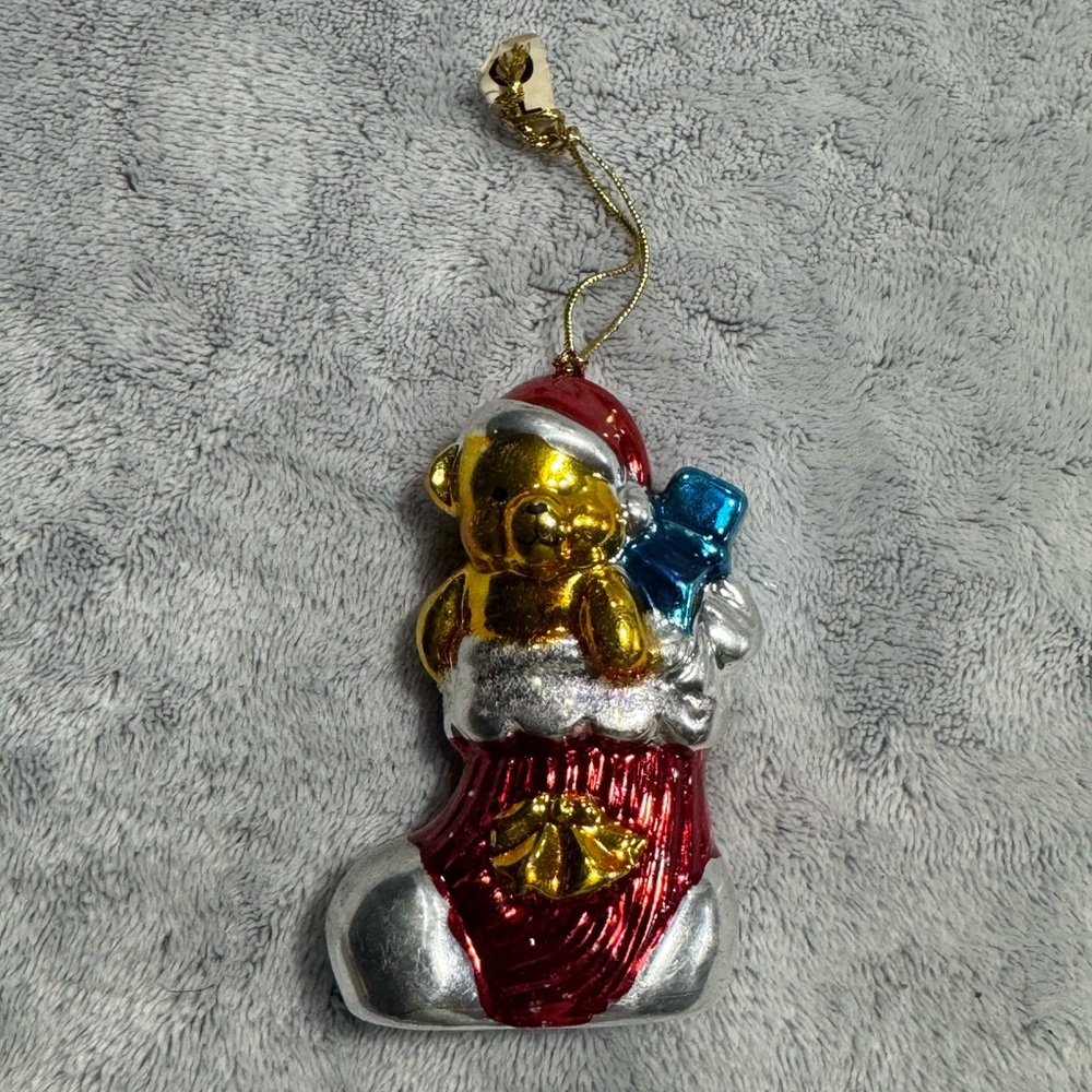 1998 AVON BRILLANT FESTIVE ORNAMENT SHINY SANTA TEDDY BEAR IN‎ STOCKING